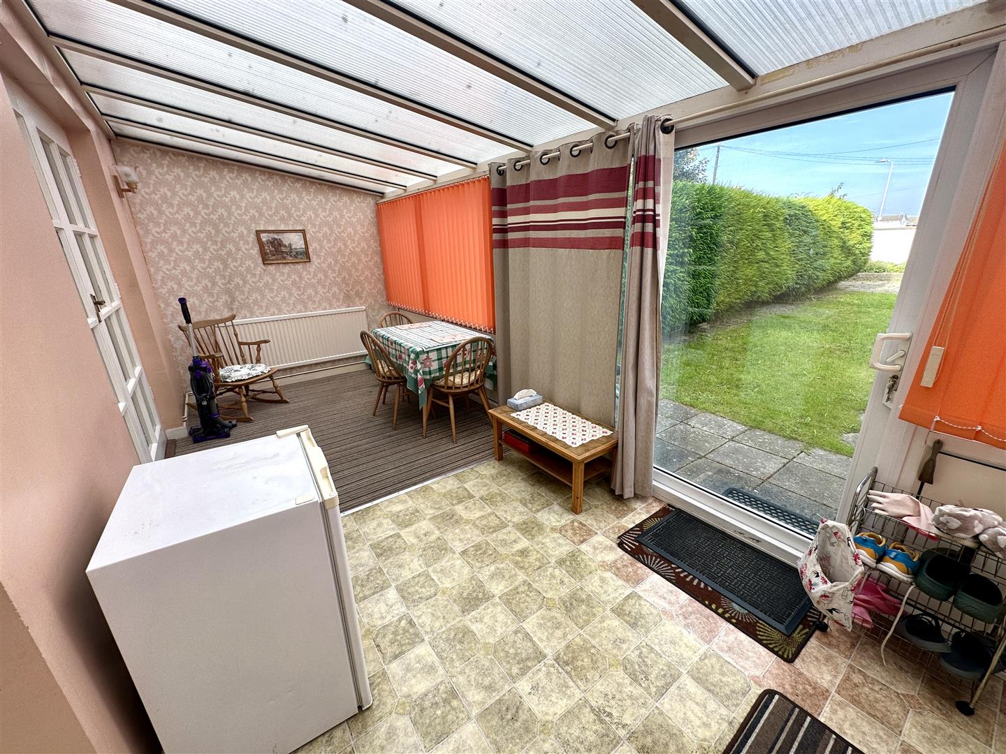 Colcot Road, Barry Knights Estate Agents